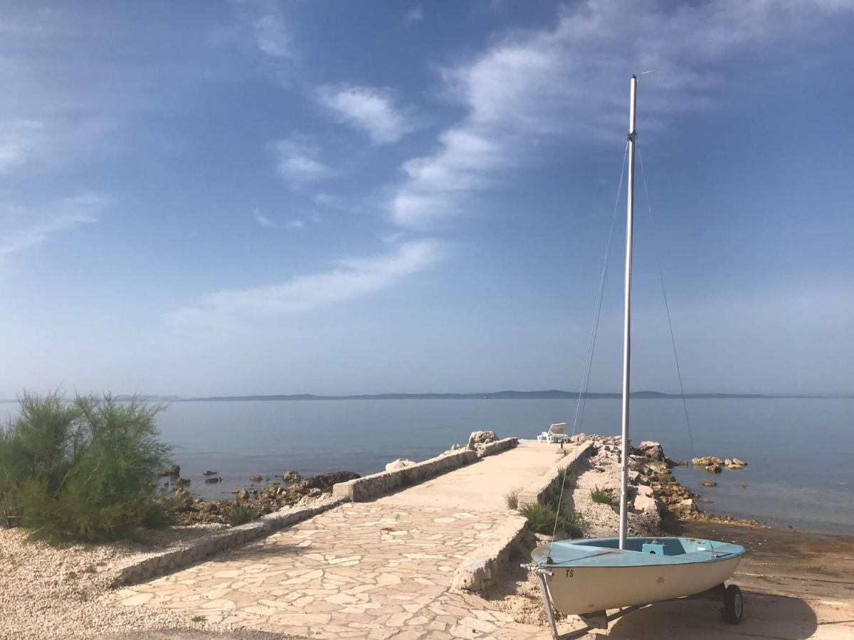 Apartmani Vukadin Vir Exteriér fotografie